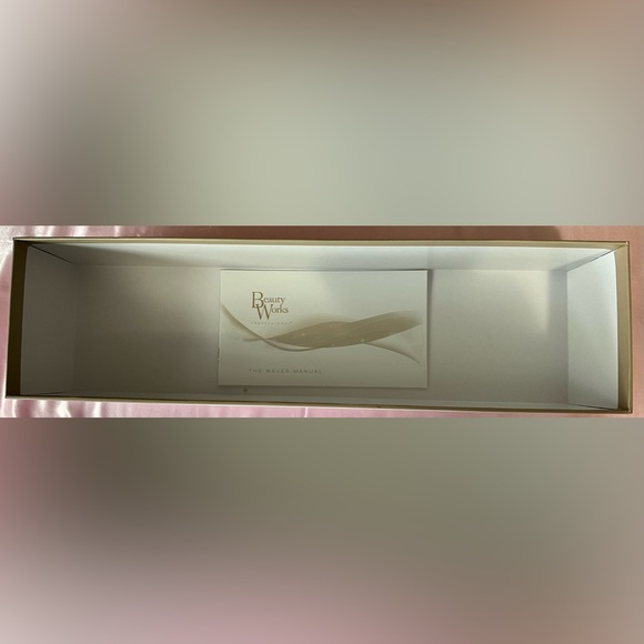 💛FINAL SALE💛✨HOST PICK✨ The Waver 3 Barrel Hair Waver from Beauty Works NWOT - Picture 5 of 9